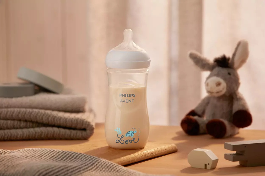 Biberon naturel en plastique 330ml 6m+ Avent